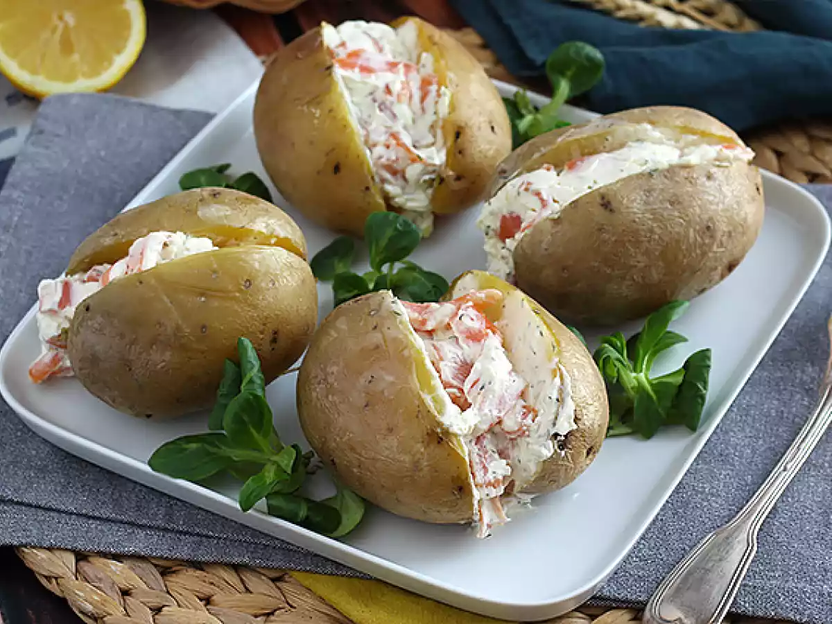 Kartoffeln gefüllt mit Räucherlachs und Frischkäse - foto 2