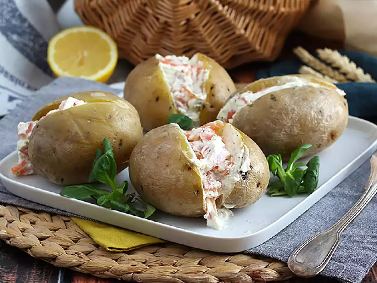 Kartoffeln gefüllt mit Räucherlachs und Frischkäse - foto 4
