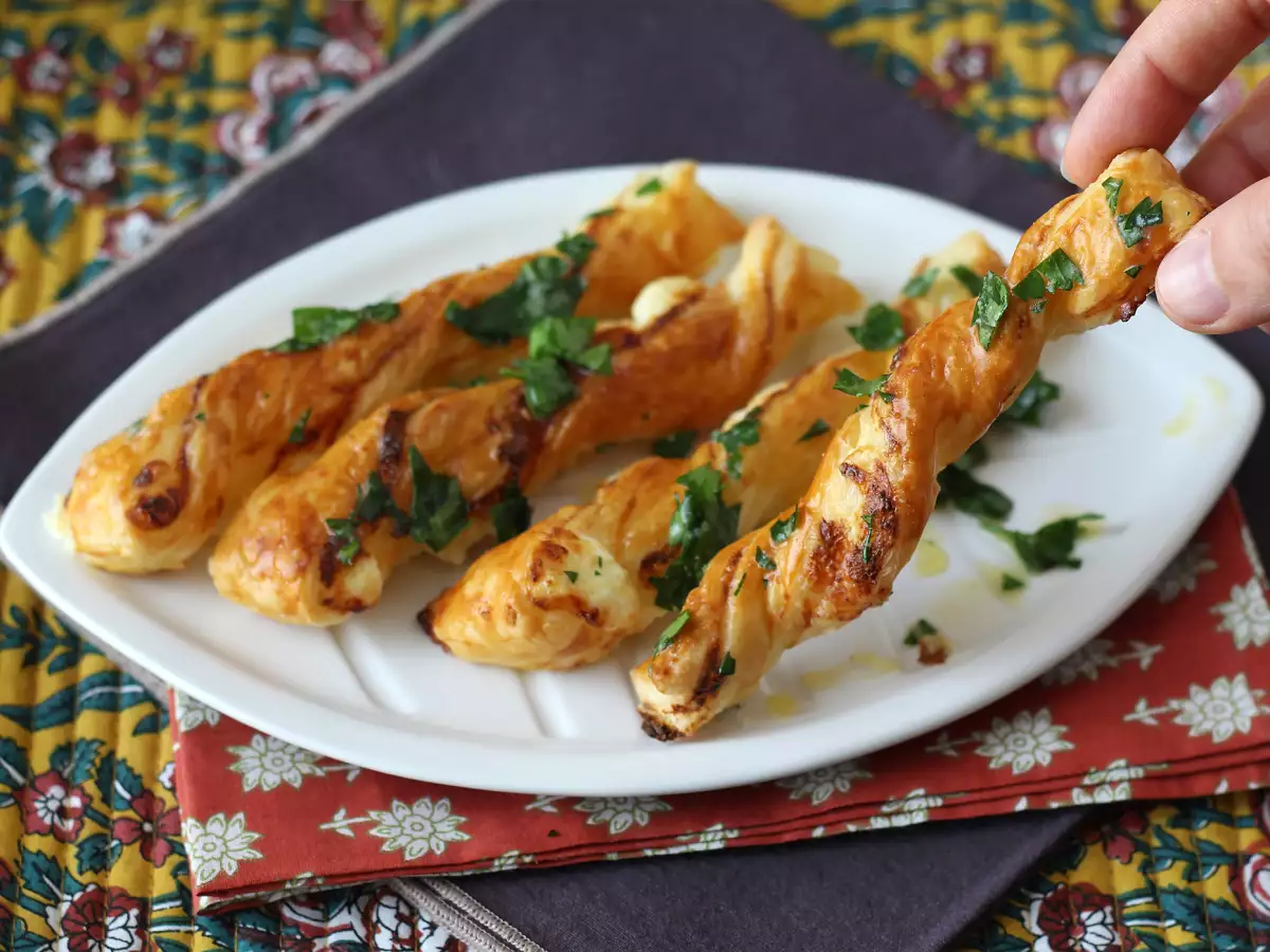 Käse-Blätterteigstangen aus dem Airfryer - foto 3