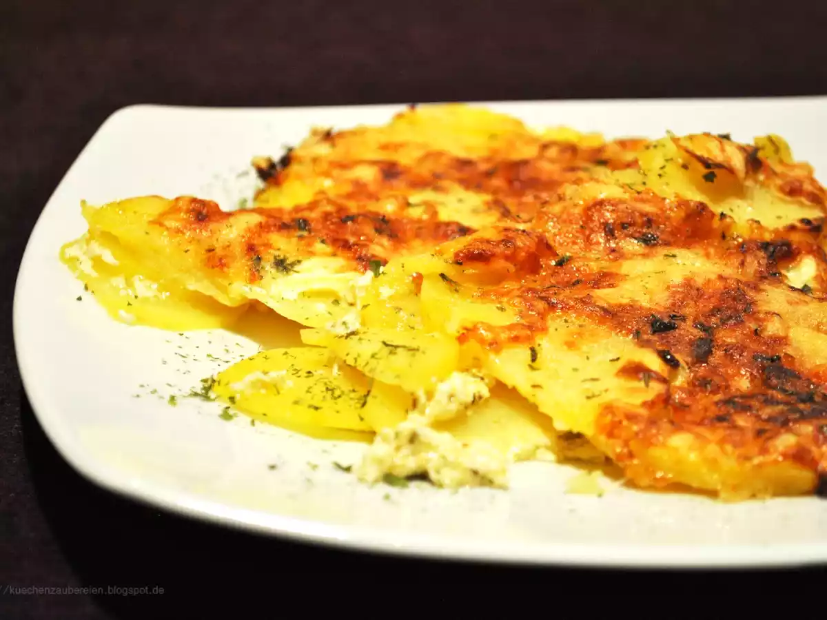 Käse-Sauerrahm-Kartoffeln vom Blech