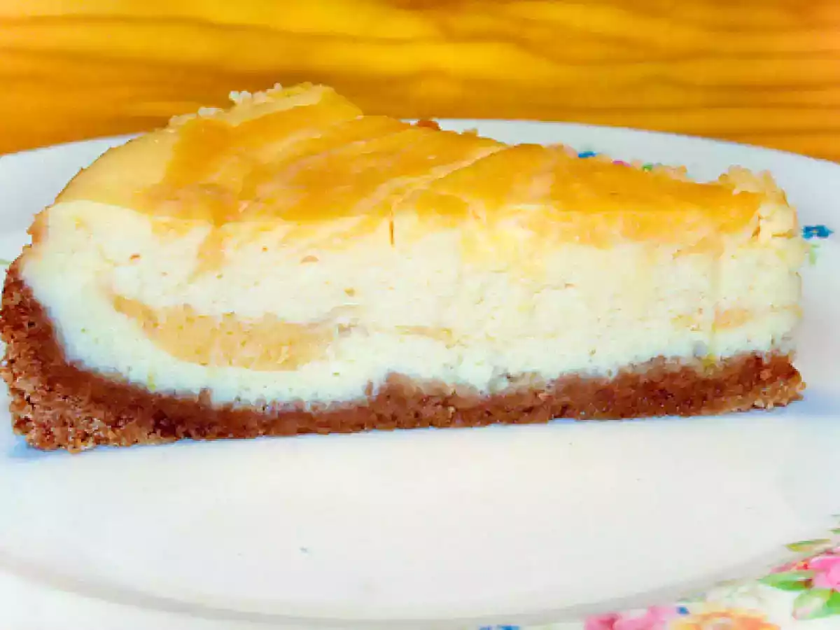 Käsekuchen mit Zitronencreme (Lemon Curd Cheese Cake)