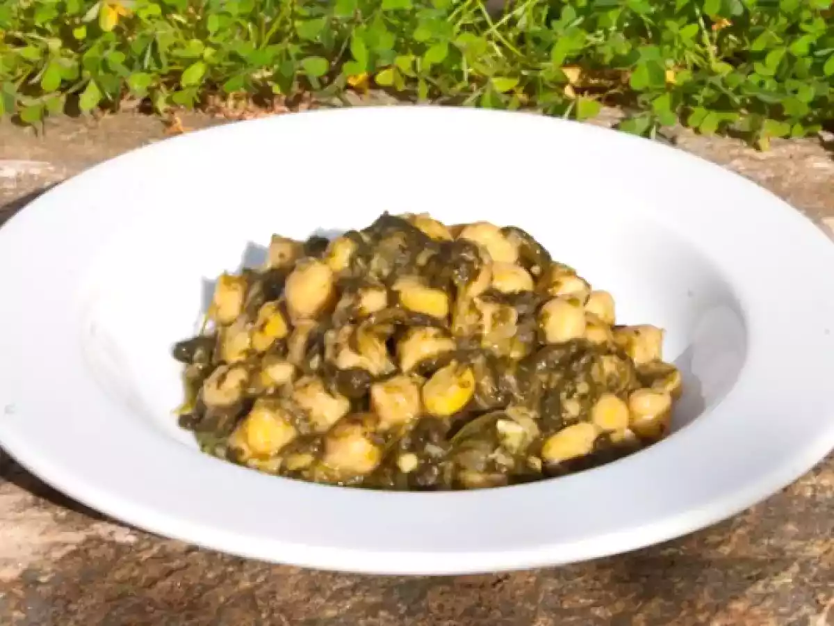 Kichererbsen mit Spinat