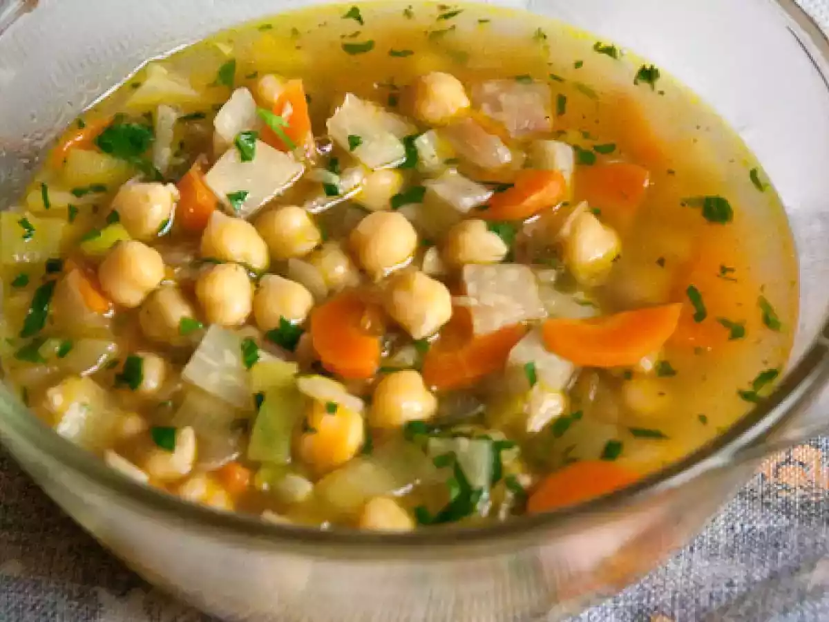 Kichererbsensuppe Revithada