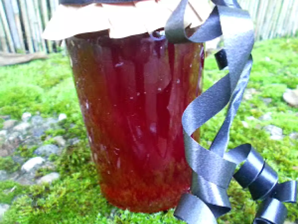 Klarapfel ~ Weichselgelee mit Sherry