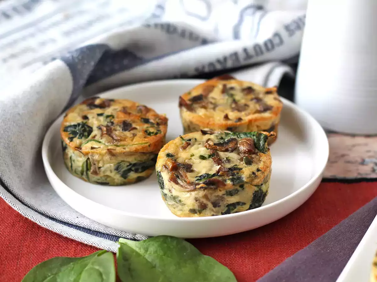 Kleine Flans mit Spinat und Pilzen - foto 4