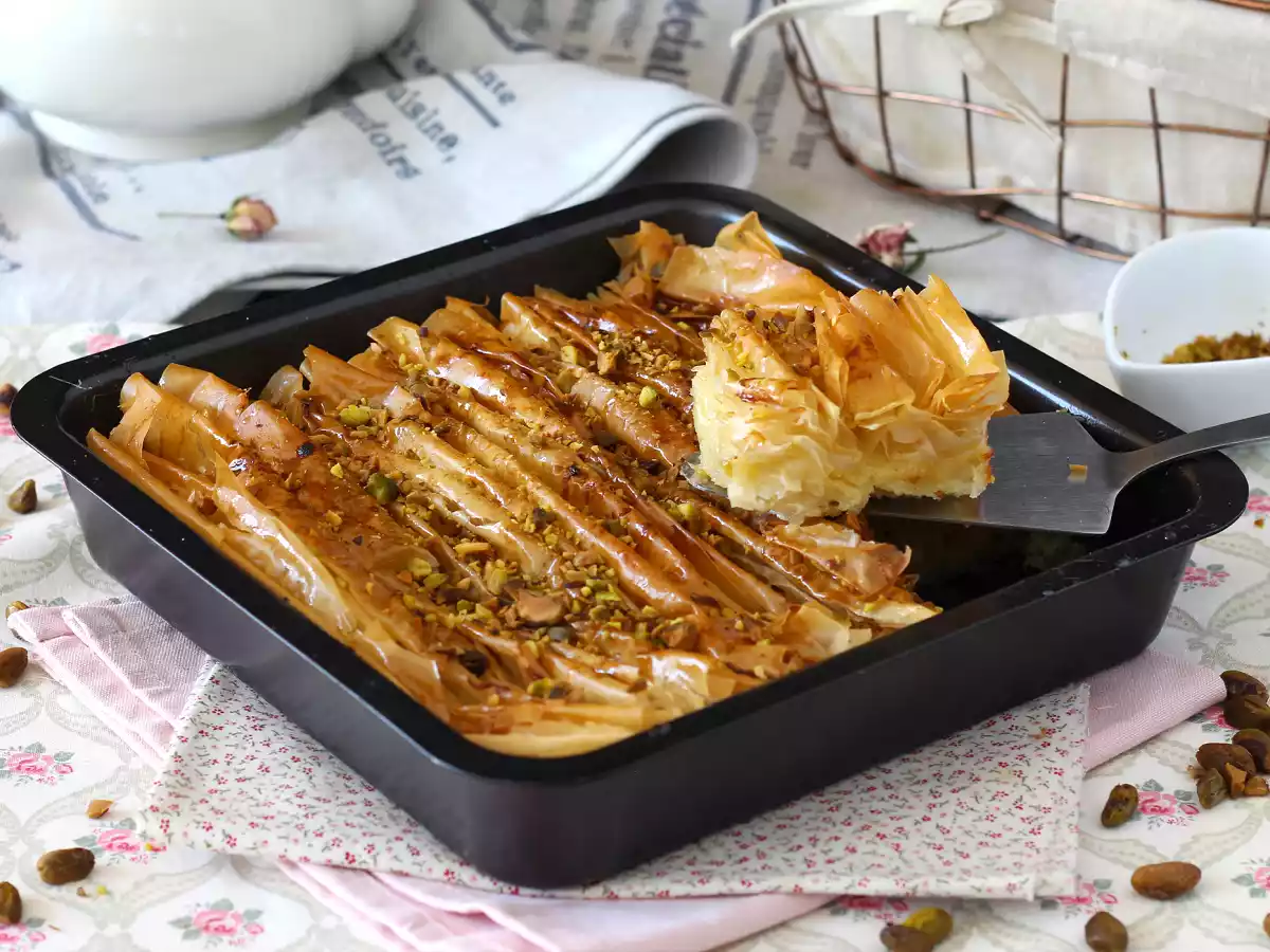Knisterkuchen, der super knusprige und einfach zuzubereitende Kuchen – Easy Turkish Laz Borek - foto 2