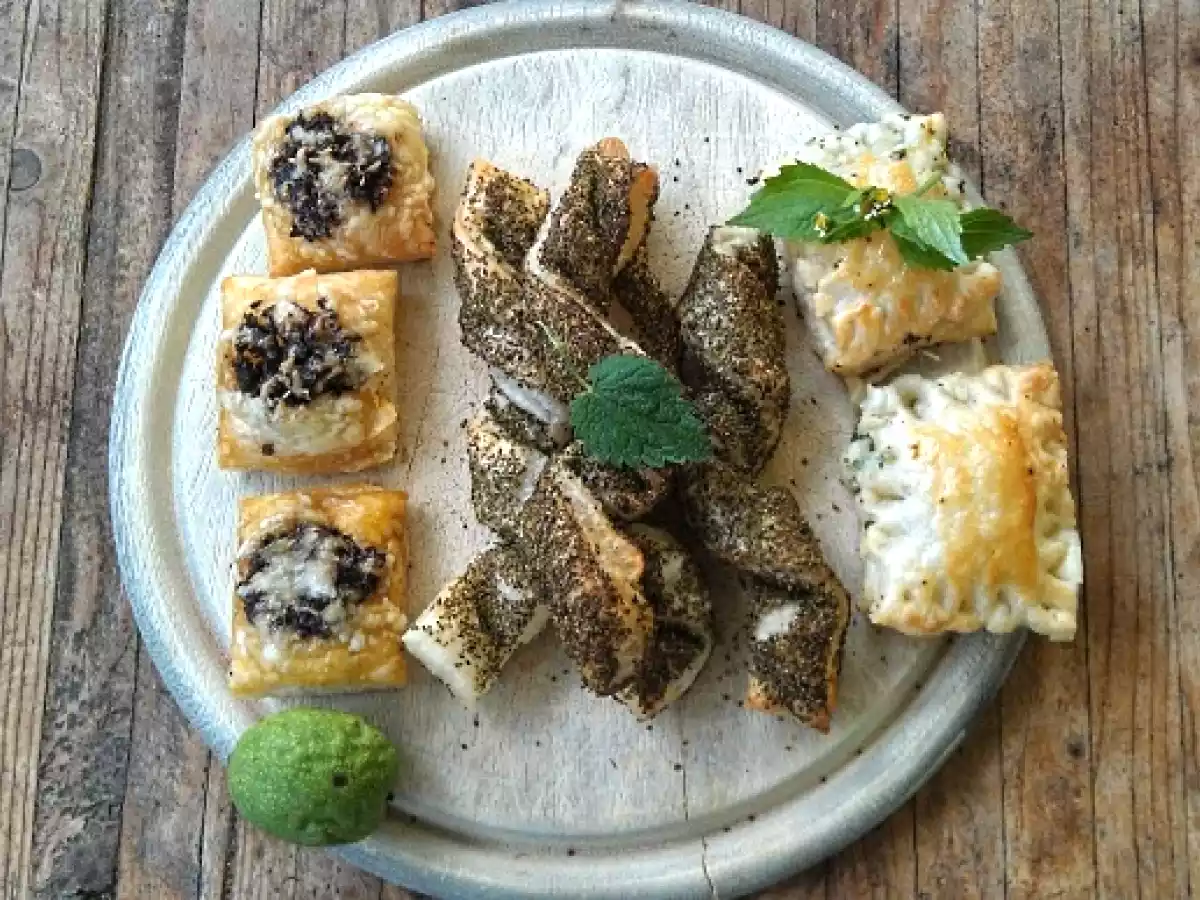 Knusperkram mit Brennnesselsamen und Walnusstapenade