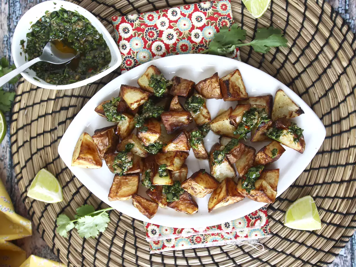Knusprige Ofenkartoffeln mit Chimichurri : einfaches Rezept - foto 7