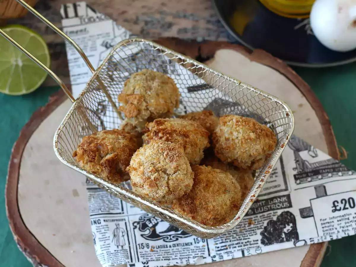 Knusprige Thunfischküchlein aus der Heißluftfritteuse: ein unwiderstehlicher Snack!