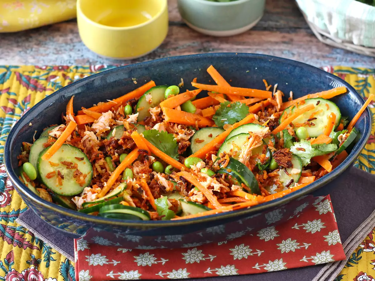 Knuspriger Reissalat mit Lachs, knackig und gut gewürzt! - foto 5