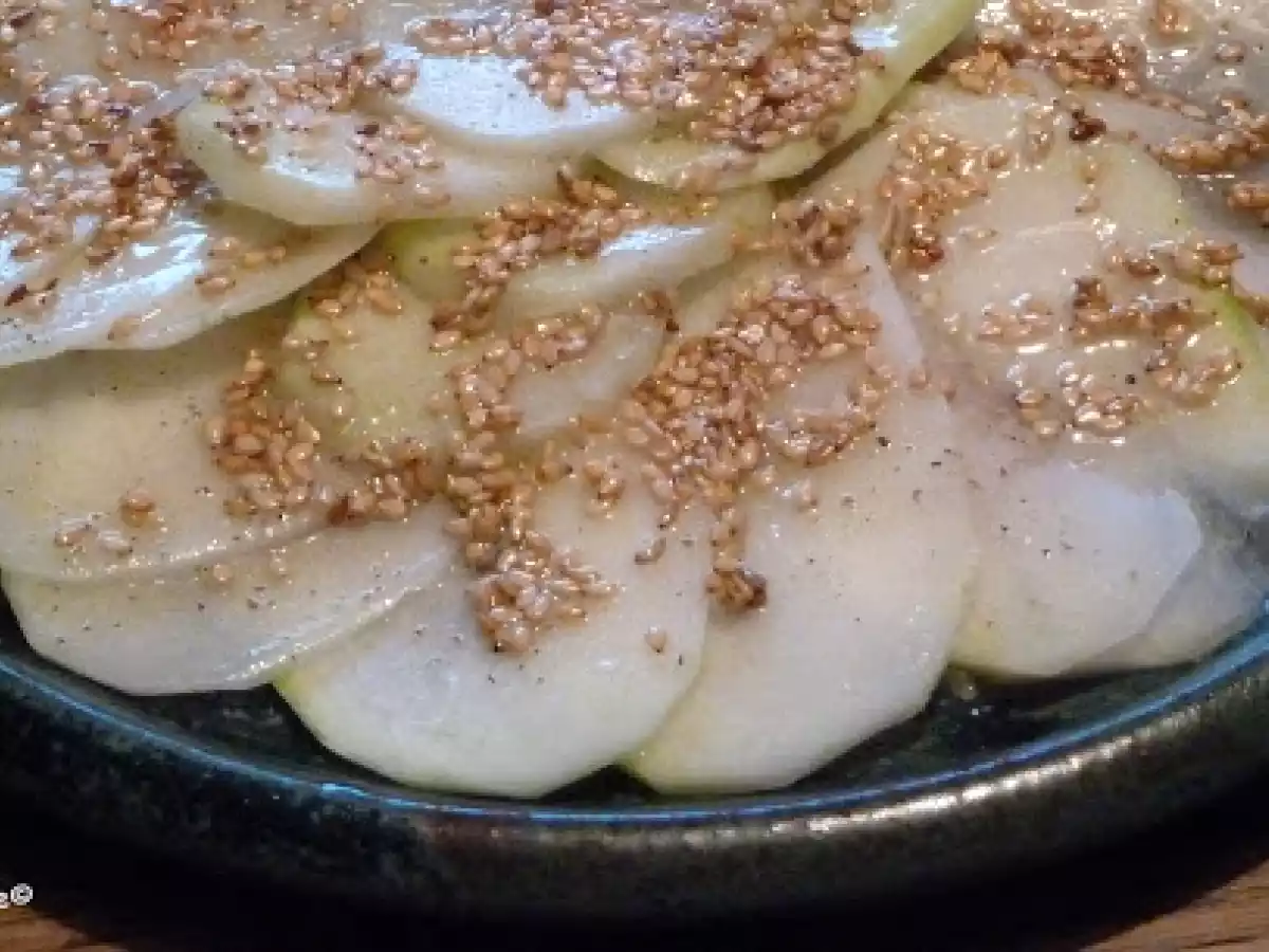 Kohlrabi Rohkost mit Sesam