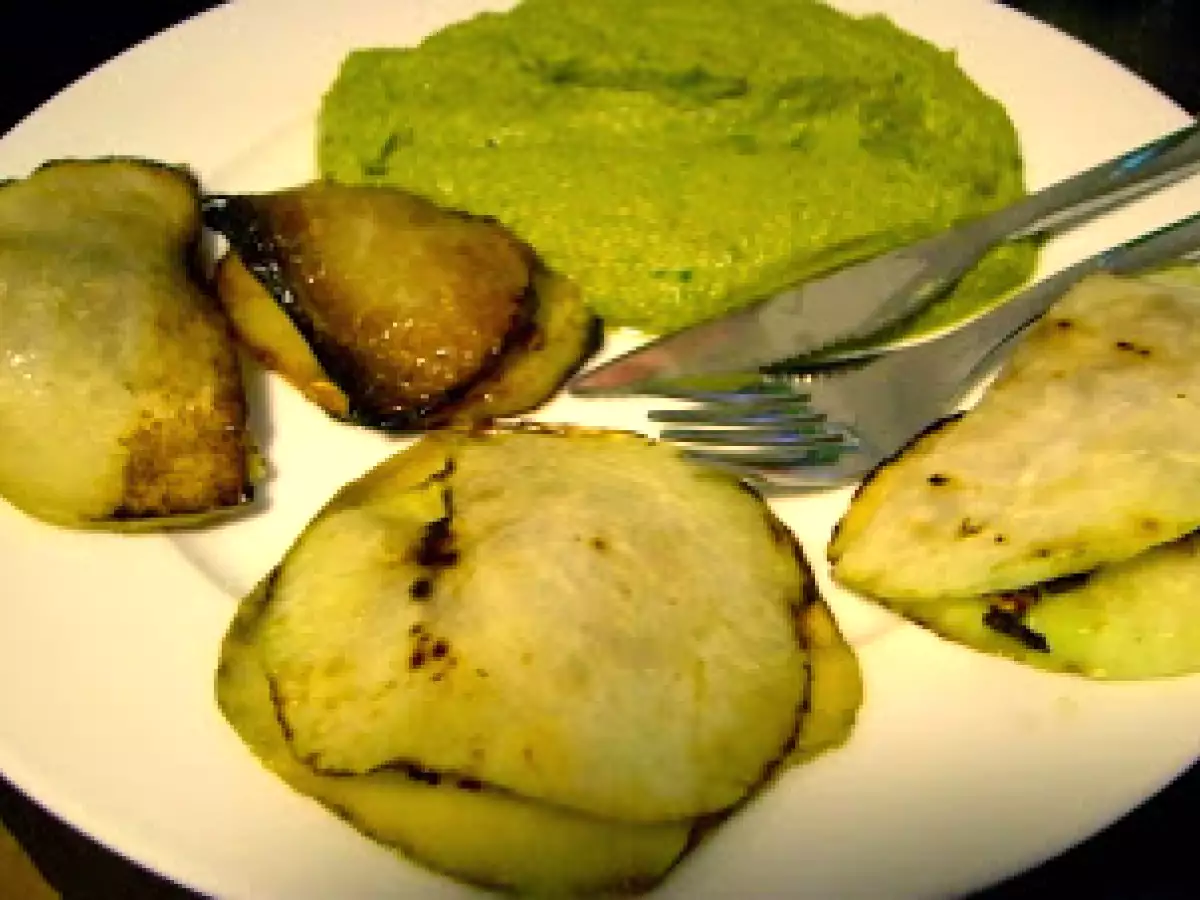 Kohlrabiravioli mit Sonnenblumen-Tomate-Füllung