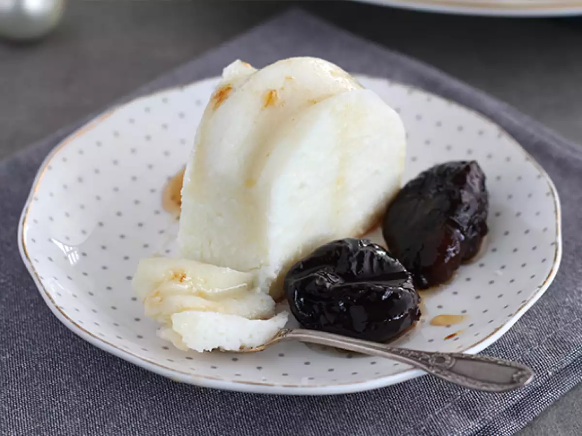 Kokos-Blanc-manger mit Backpflaumensauce - foto 3