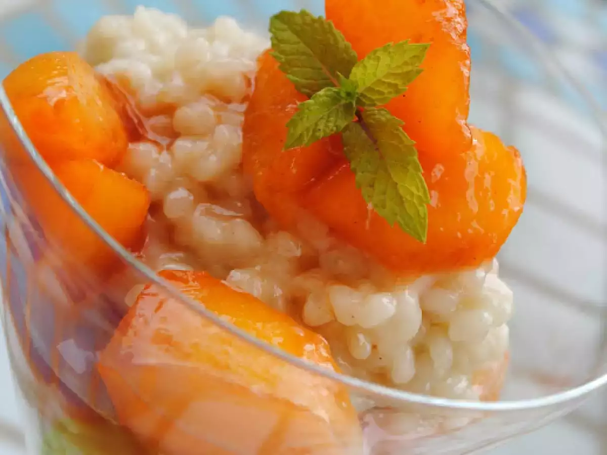 Kokosmilchreis mit Nektarinen