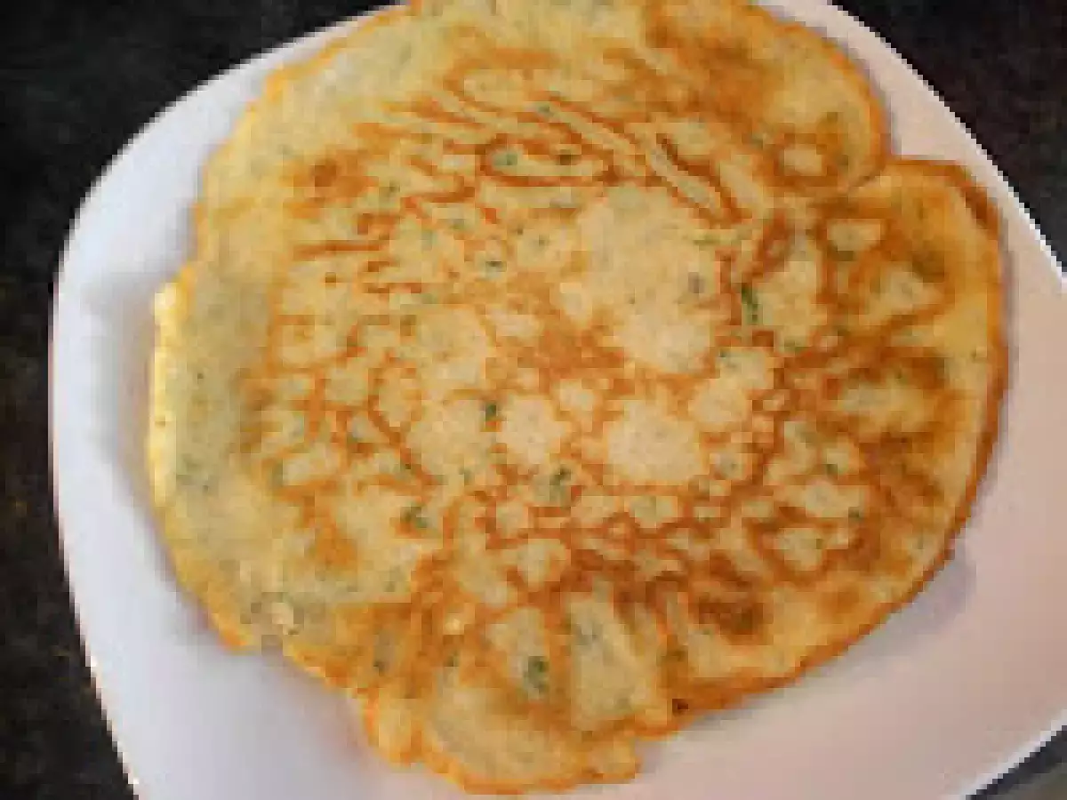 Kräuterpfannkuchen mit Curry ~ Zucchinifüllung