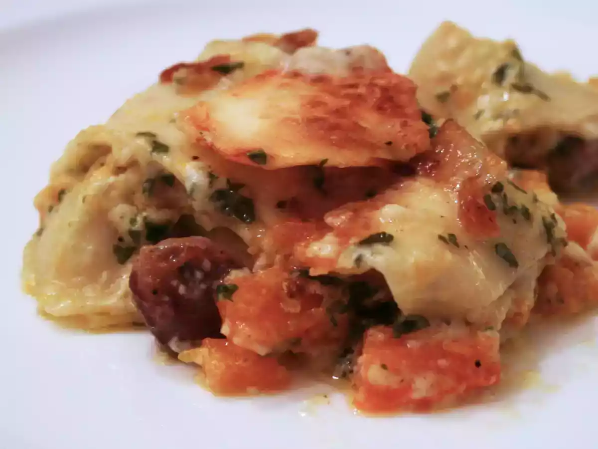 Kürbis-Bratwurst-Lasagne