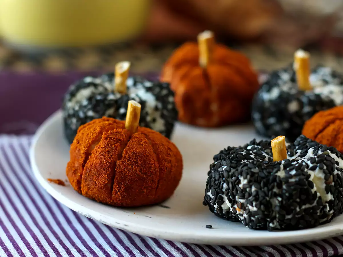 Kürbisförmiger Käseaufstrich für Halloween - foto 2