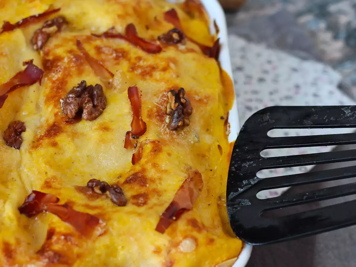 Lasagne mit Kürbis, Speck und Walnüssen – cremig und knusprig - foto 2
