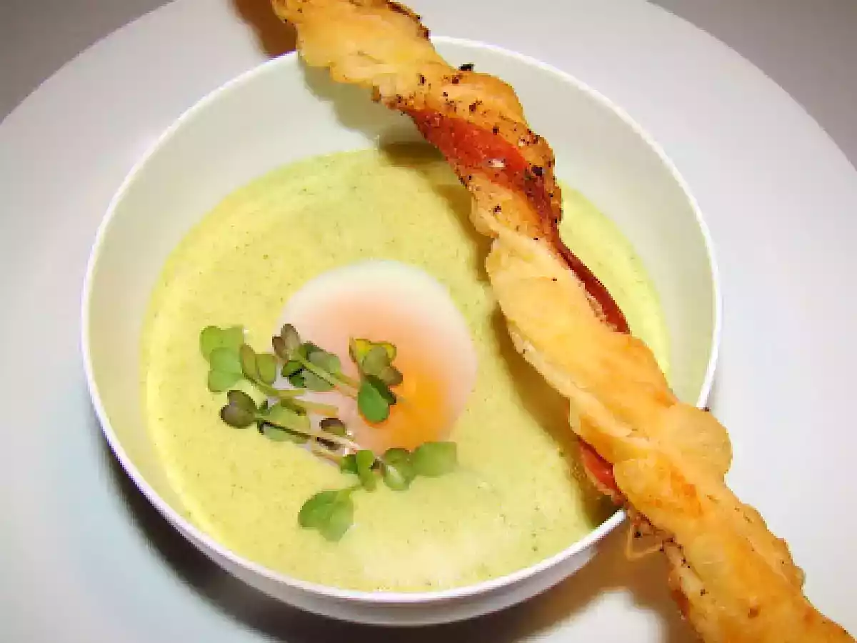 Lauchcreme, 1-Stunden-Ei, Speckstangerl