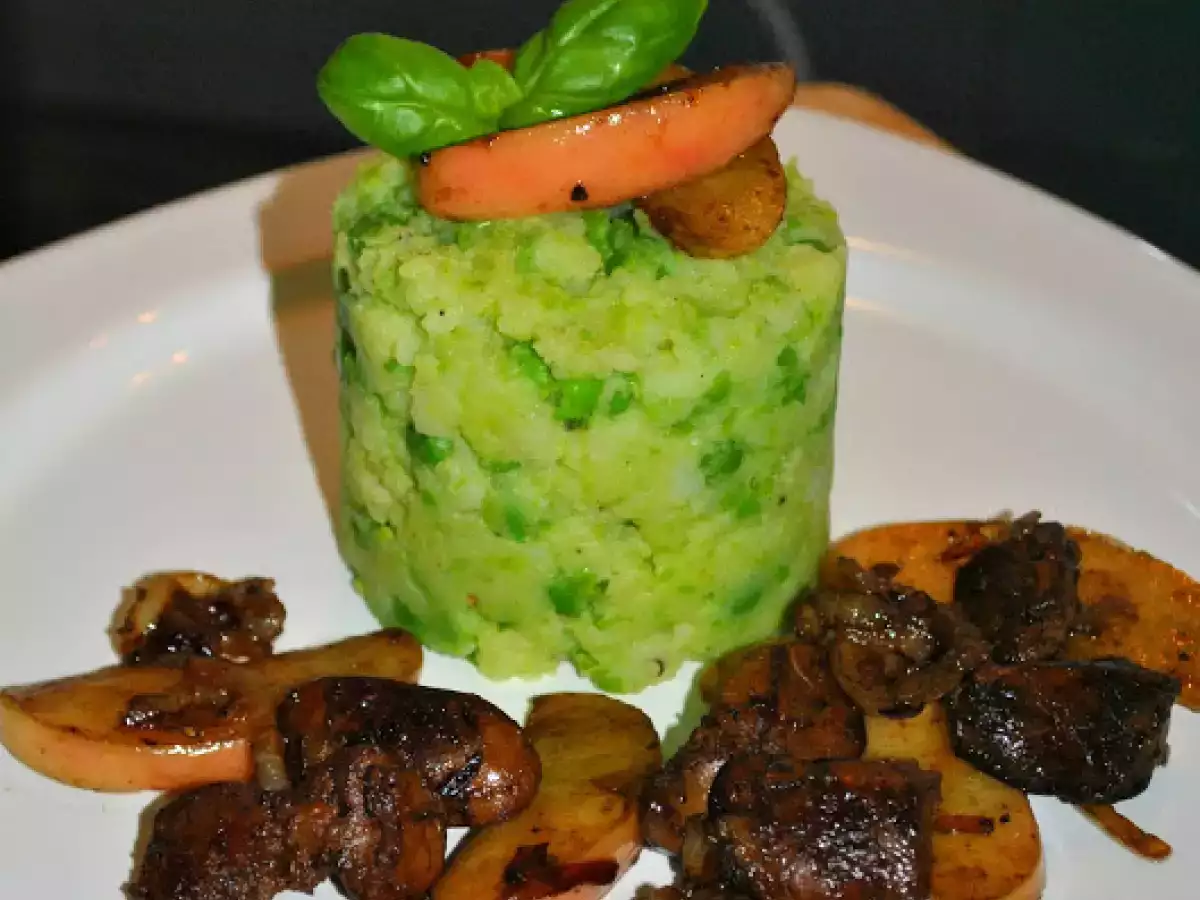 Leber in Balsamico mit Kartoffel-Erbsenstampf