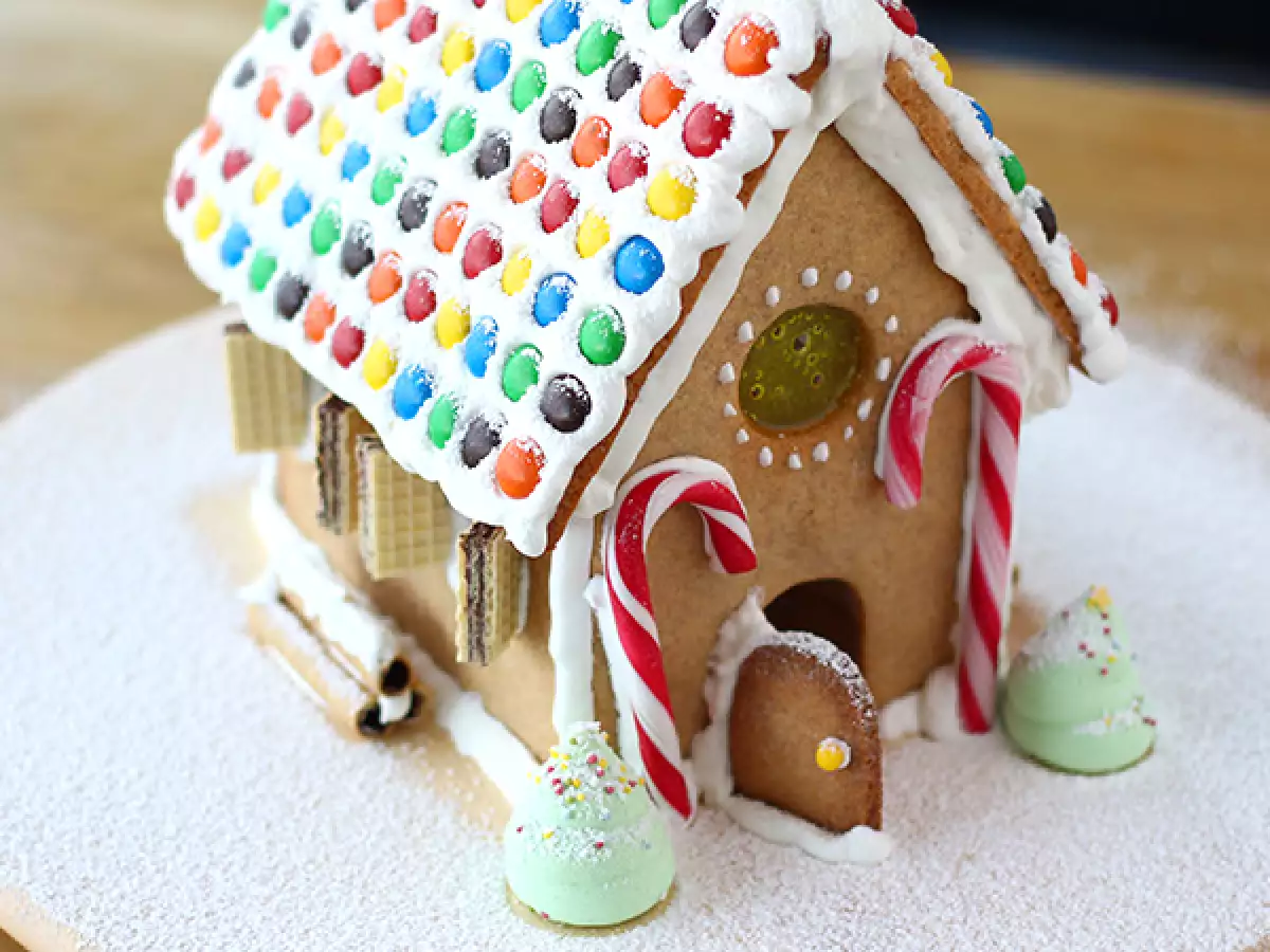Lebkuchenhaus zu Weihnachten - foto 3