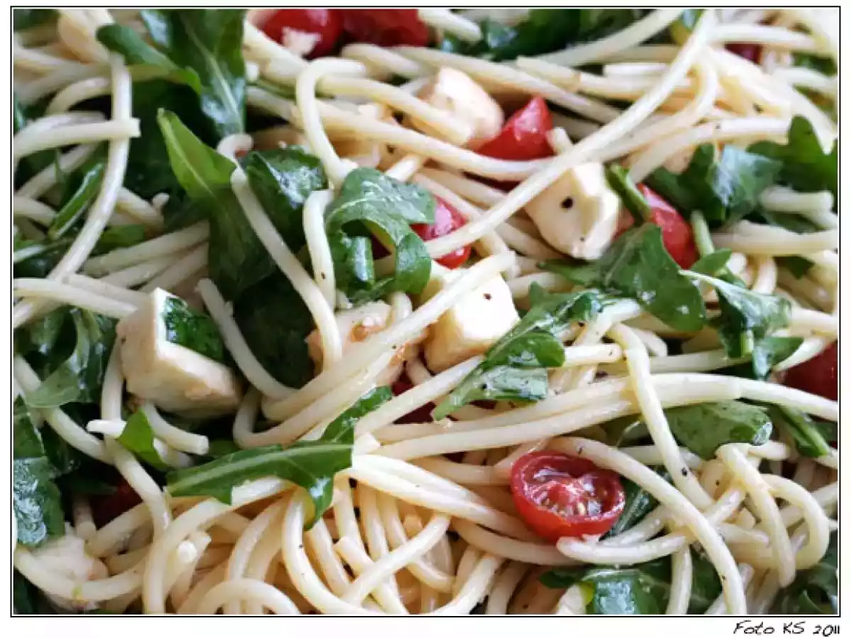 Lecker zum Grillen: Spaghettisalat