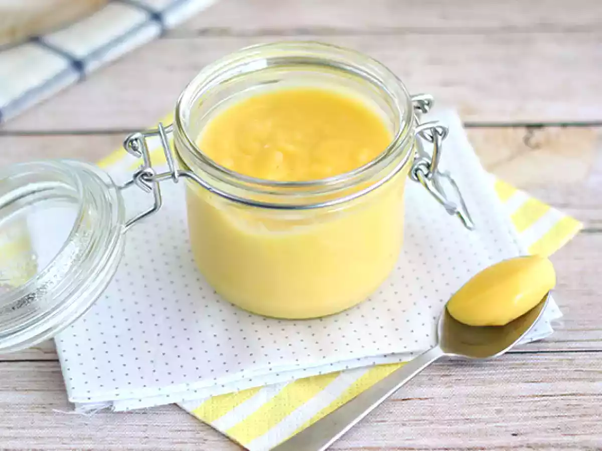 Lemon curd, die Zitronencreme