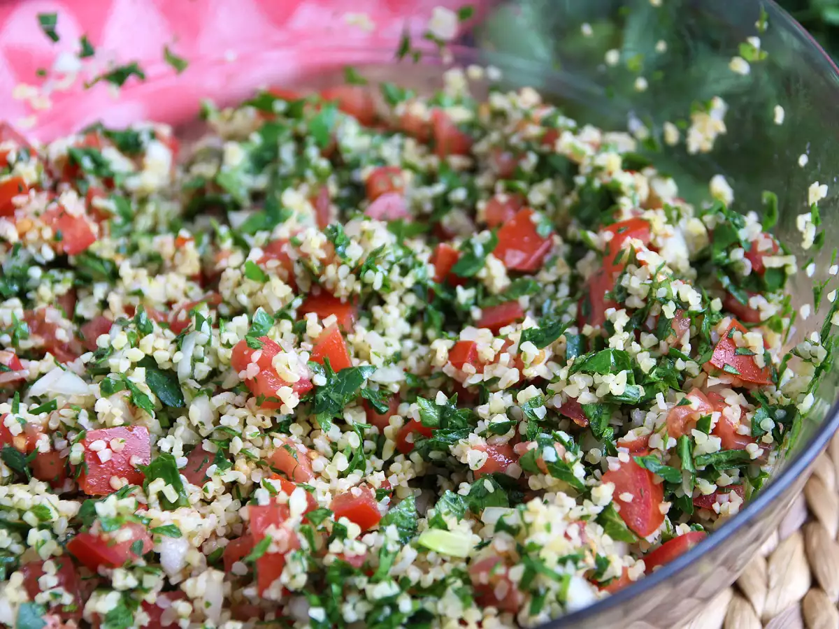 Libanesischer Taboulé-Salat – herrlich aromatisch und schön frisch - foto 2