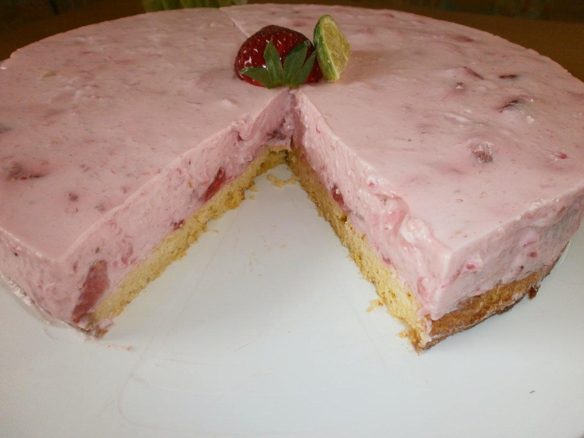 Limetten-erdbeer-quark-torte rezept