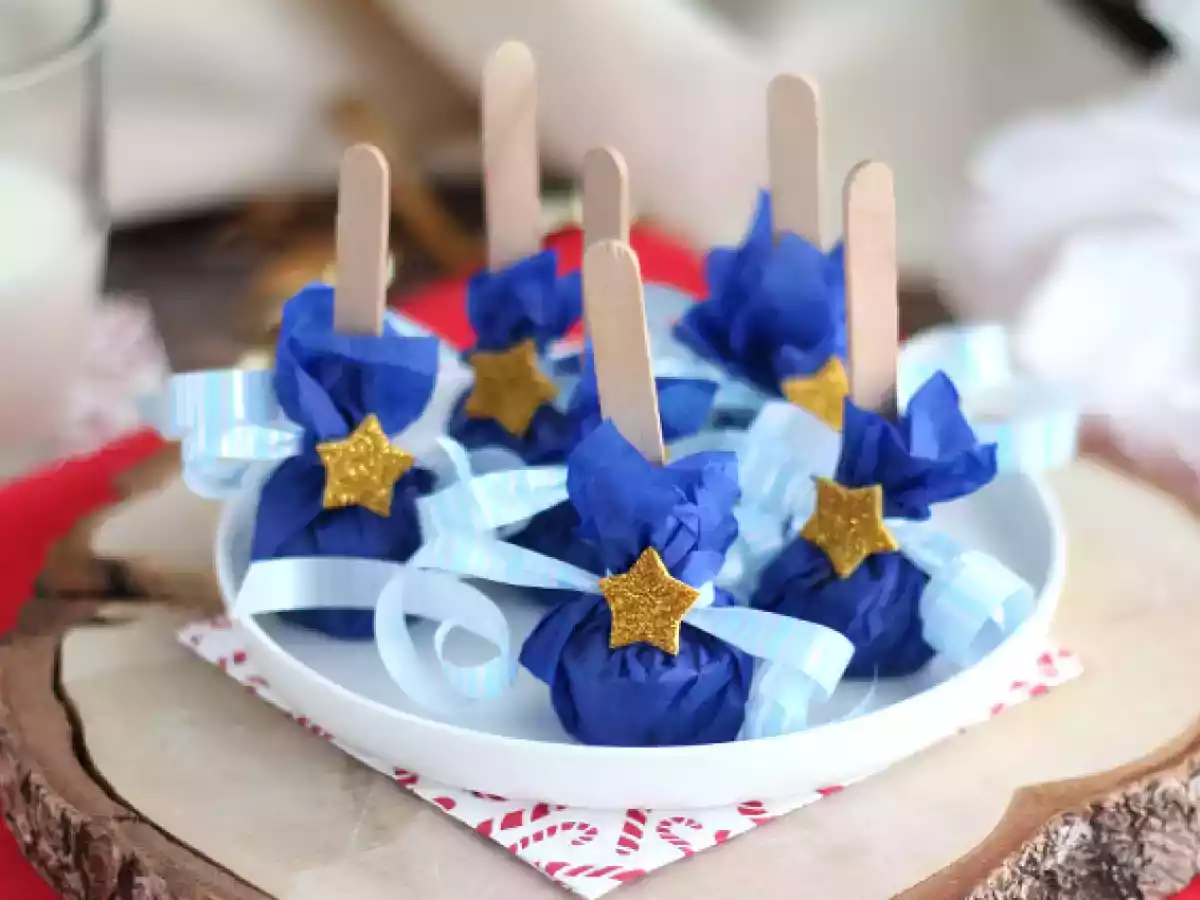 Lollis für heiße Schokolade: weiße Schokolade + Spekulatius