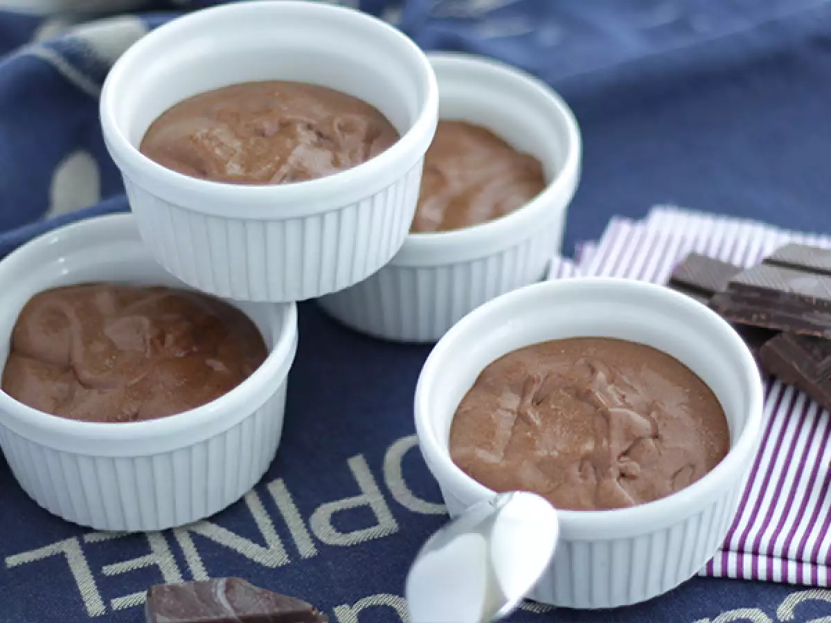Luftige Schokoladenmousse – klassisches Mousse au Chocolat - foto 2