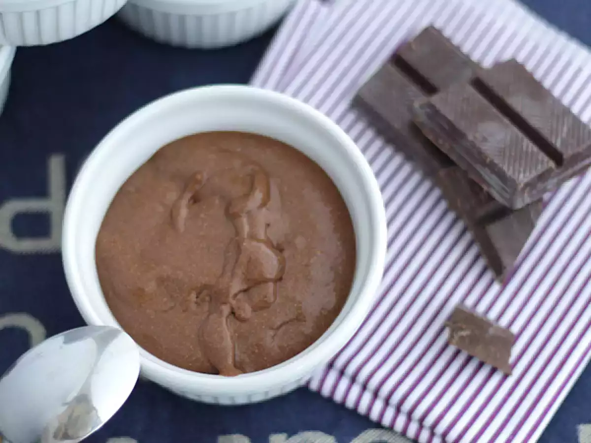 Luftige Schokoladenmousse – klassisches Mousse au Chocolat - foto 4