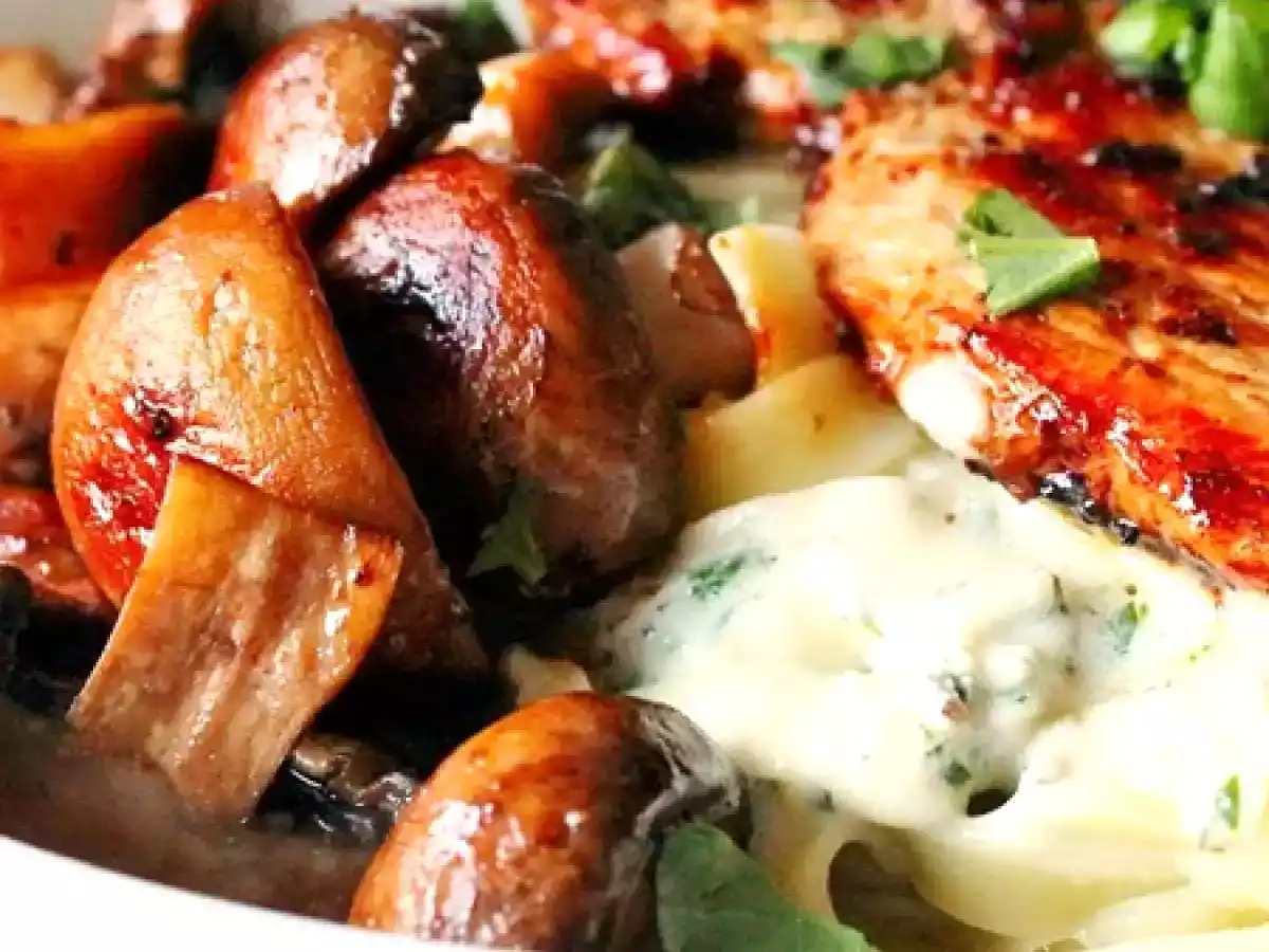 Lummer Kotelett und Tagliatelle