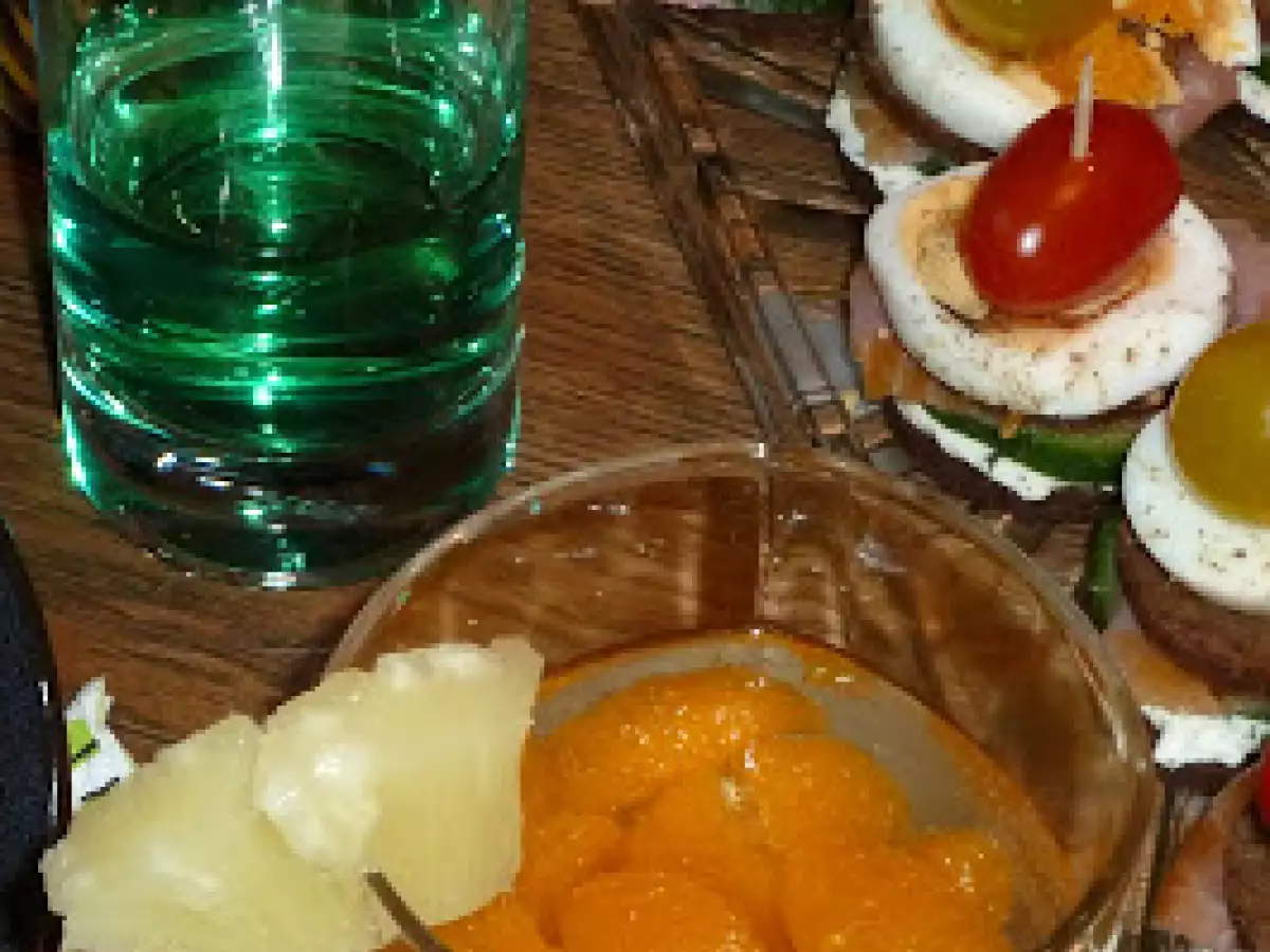 Mandarinenbowle und Waldmeister