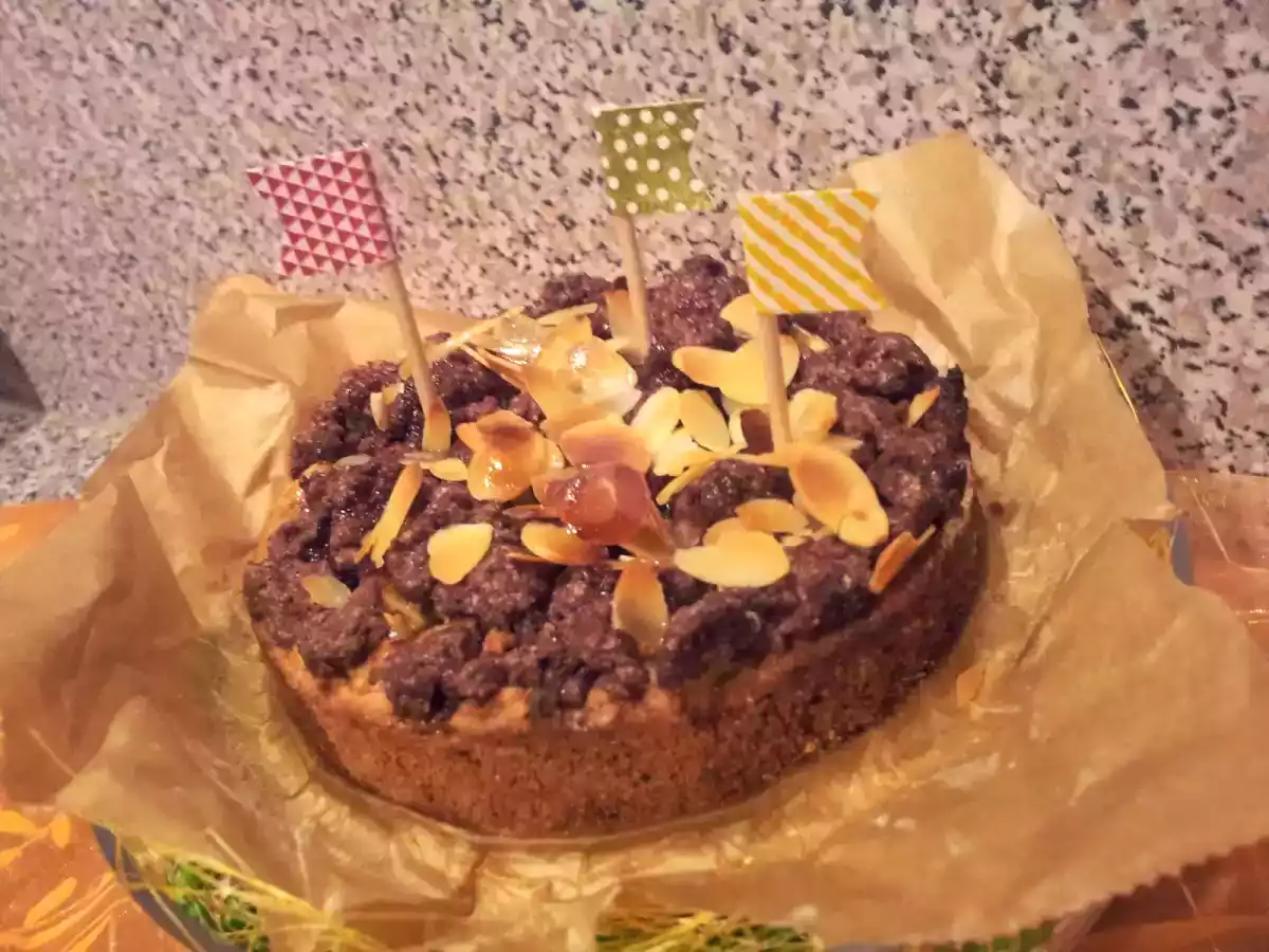 Mandel-Apfelkuchen mit Kakaostreuseln