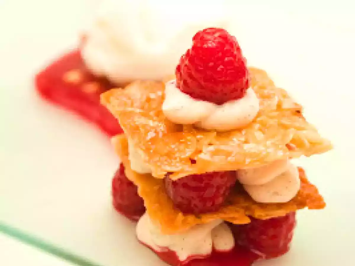 Mandelmilch Sorbet, Mandelcreme mit weißer Schokolade