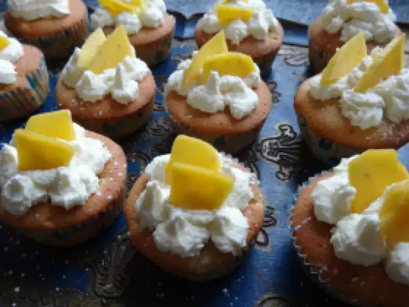 Mango-Cupcakes mit Sahne, foto 1