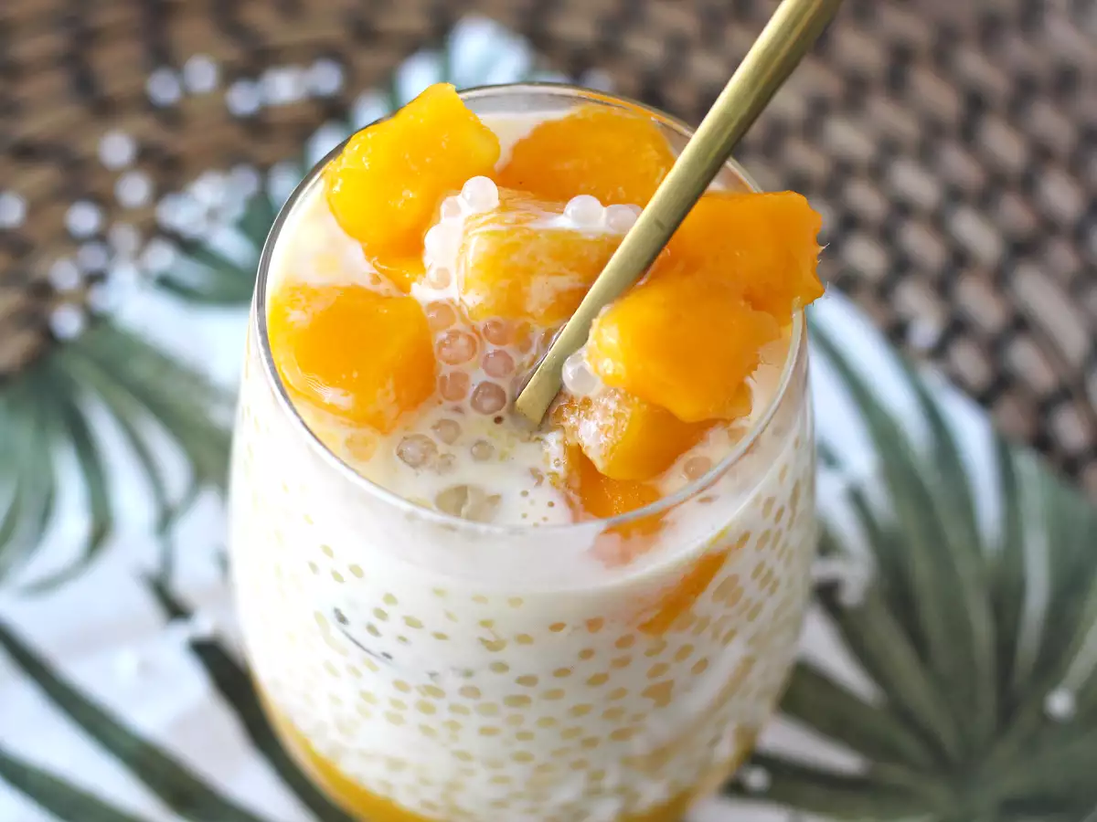 Mango-Sago, das asiatische Dessert mit Tapioka und Mango, das durch seine Einfachheit besticht. - foto 2