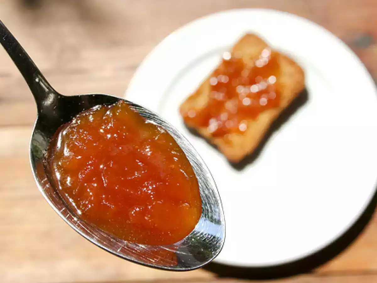 Marmelade aus Bitterorangen