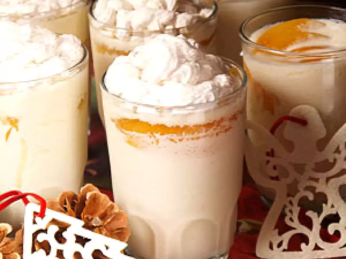 Marzipanschaum mit Gourmet-Pfirsichen