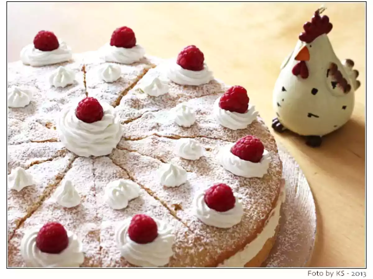 Mascarpone-Himbeer-Torte