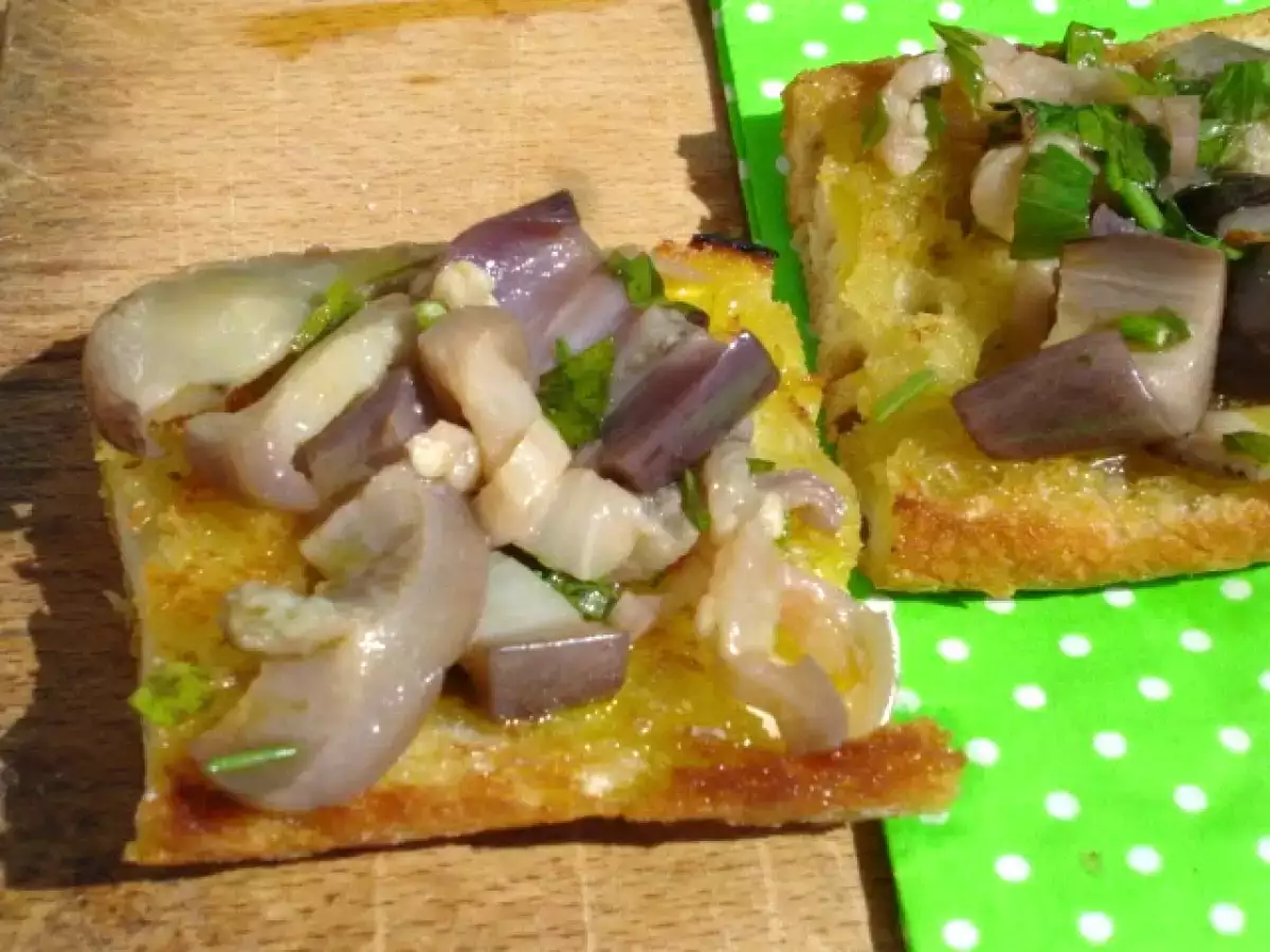 Melanzane sott'olio - Auberginen mit Kräutern und Knoblauch