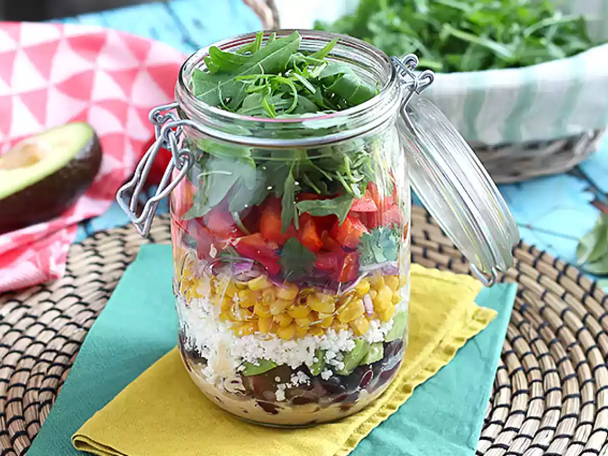 Mexikanischer Salat aus dem Glas - foto 5