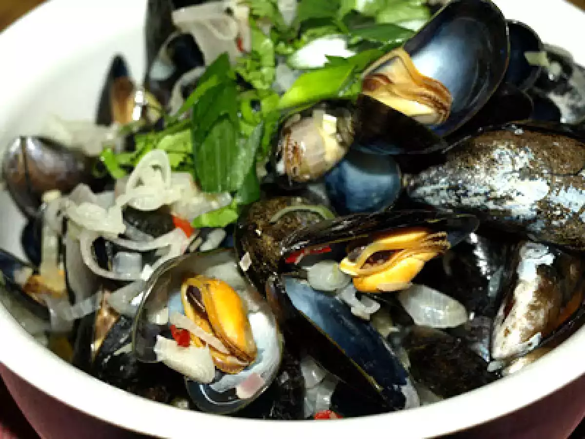 Miesmuscheln Thai-Style