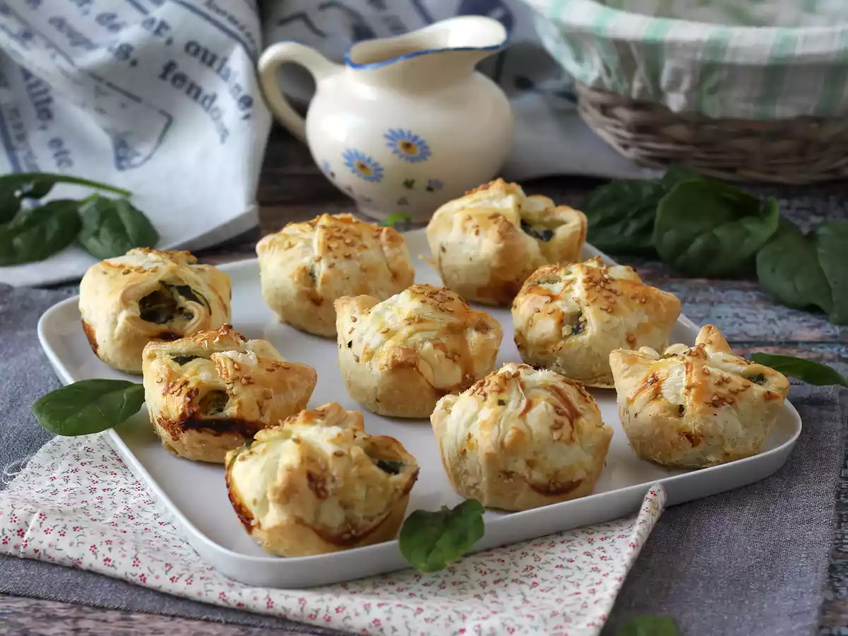 Mini-Blätterteigtaschen mit Spinat und Ziegenkäse - foto 4