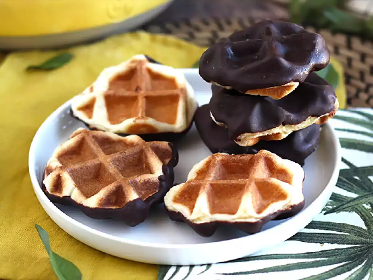Mini-waffeln mit schokolade
