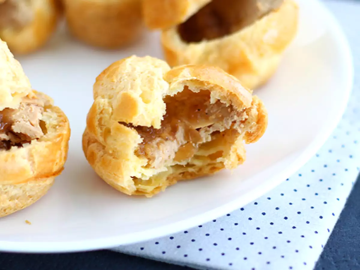 Mini-Windbeutel mit Foie gras und Zwiebelconfit - foto 4