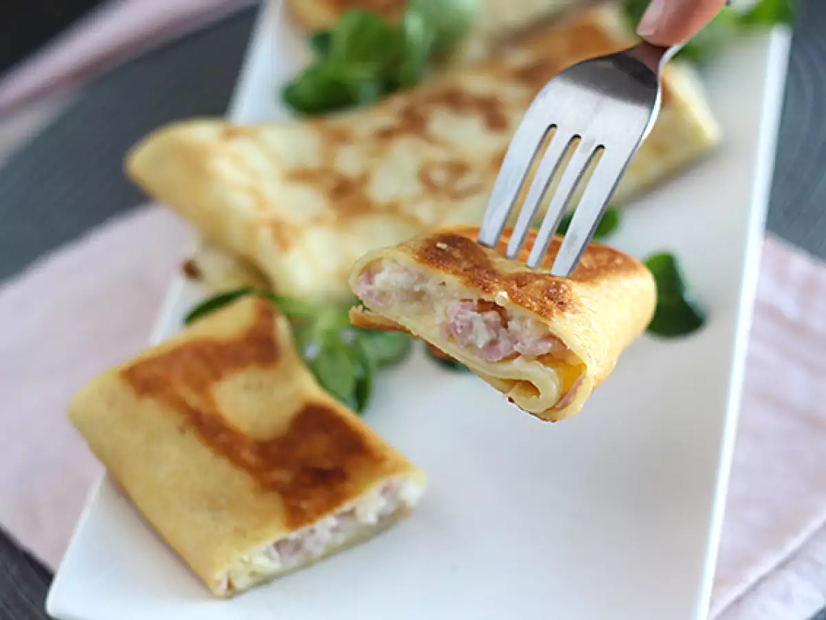 Mit Béchamel, Käse und Schinken gefüllte Crêpes - foto 5