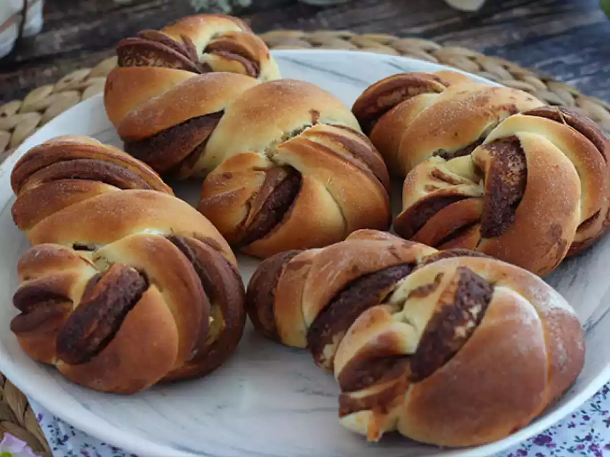 Mit Nutella geflochtene Brioches - foto 2
