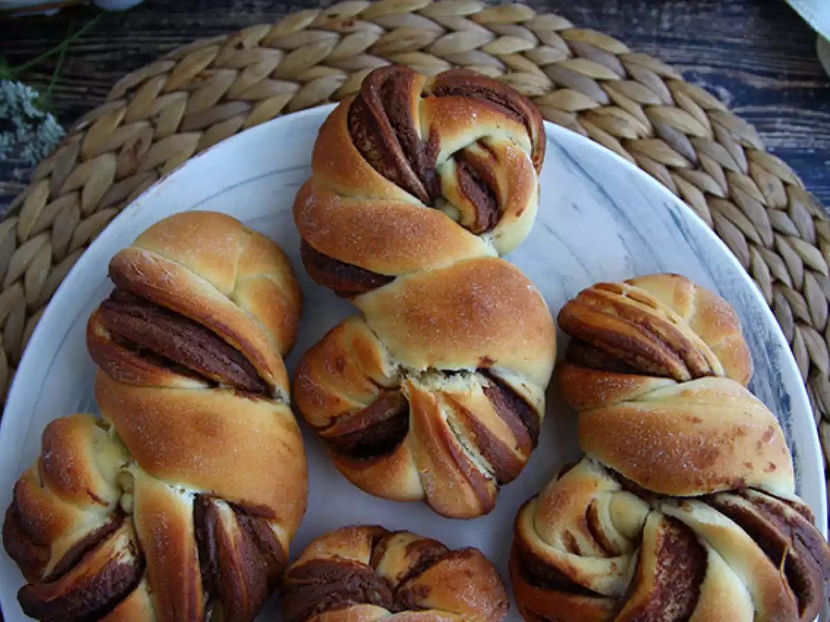 Mit Nutella geflochtene Brioches - foto 4